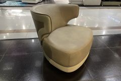 Кресло Феллини, фото 8 марта Кресло Феллини 8 марта