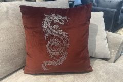 Подушка Дракон, фото 8 марта Подушка Дракон 8 марта