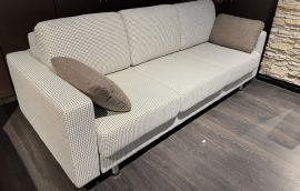 прямой диван Голливуд, № заказа 668513, фото 8 марта прямой диван Голливуд, № заказа 668513 8 марта